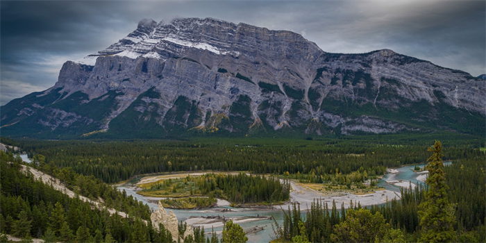 Affordable Adventures in Banff: Exploring Canada’s Rocky Gem on a Budget